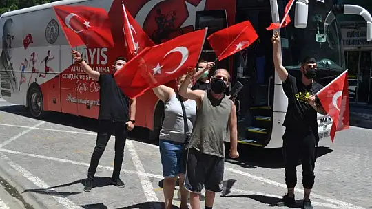 Muğla Valiliği 19 Mayıs otobüsü Fethiye'de