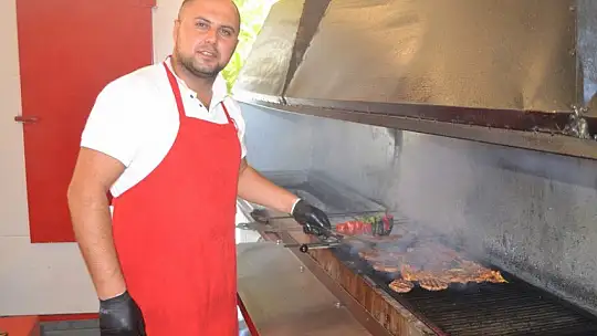 'Kırmızı beyaz et restaurant' misafirlerini bekliyor