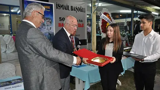 BAŞOĞLU'NUN 50 YILLIK HAYATI ÖDÜLLENDİRİLDİ