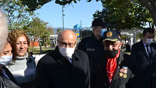 Şehitler İçin Lokma Döktürdüler