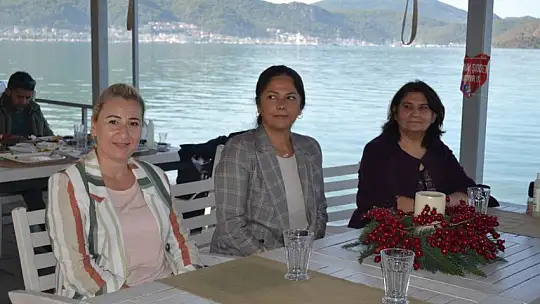 AK Parti Fethiye Kadın Kolları yönetimi onaylandı 