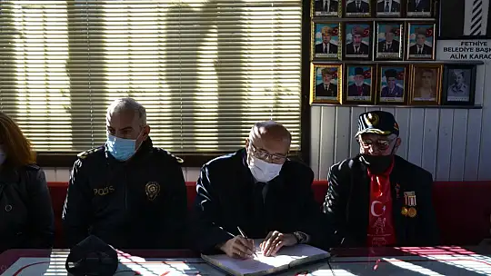 Şehitler İçin Lokma Döktürdüler