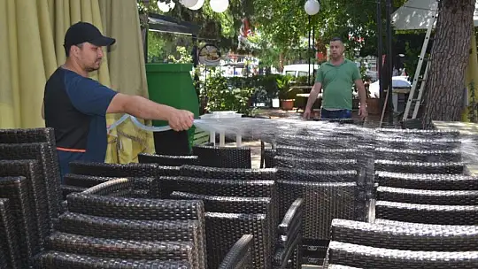 Kafe ve restoranlar gözünü 1 Haziran'a çevirdi