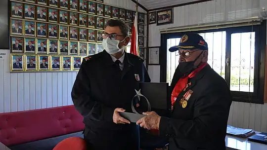 Şehitler İçin Lokma Döktürdüler