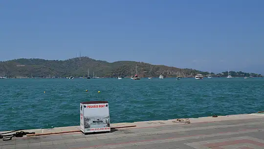 Tekneler Tura Çıktı Deniz Manzarası Vatandaşlara Kaldı