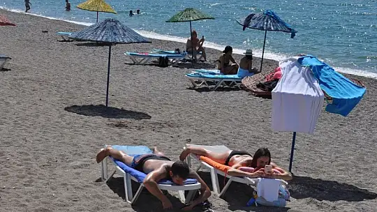 Başkan Ay, 'Kasım ayının sonuna kadar İngiliz turistleri görebiliriz'