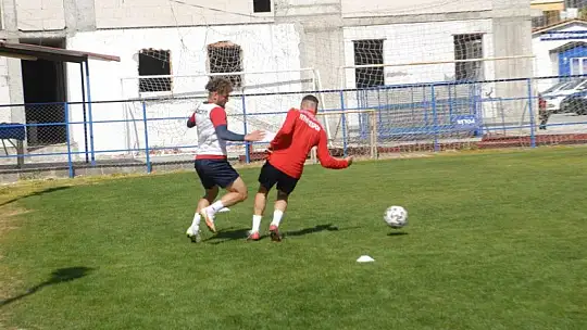 Fethiyespor'u kaptanlar çalıştırdı 