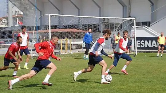 Fethiyespor'u kaptanlar çalıştırdı 