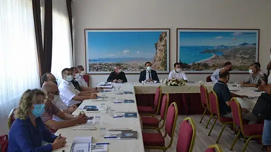 Kaymakam Fırat, 'Planımız yüz yüze eğitimin gerçekleşmesi yönünde'