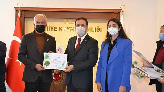 Muhtarlara sertifikaları verildi