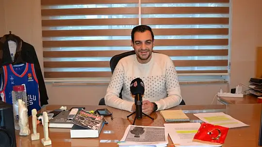 Mete'nin Sözüne' Tarih Bilmiyor' Cevabı