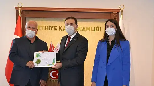 Muhtarlara sertifikaları verildi