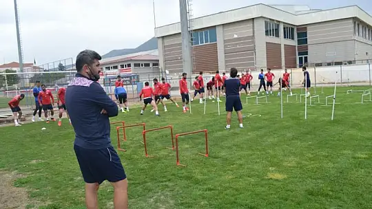 Fethiyespor, Enver Ataçocuğu ile sözleşme imzaladı