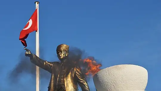 Fethiye'de Atatürk saygı ile anıldı