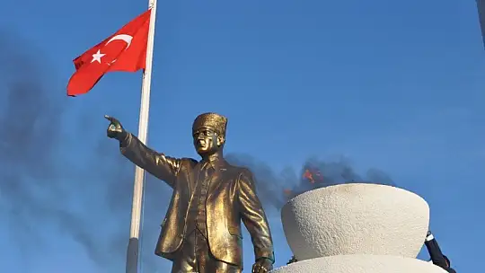 Fethiye'de Atatürk saygı ile anıldı