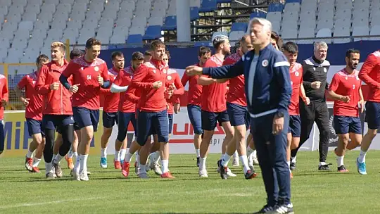 Kaya,'Şu an birlik beraberlik zamanı'