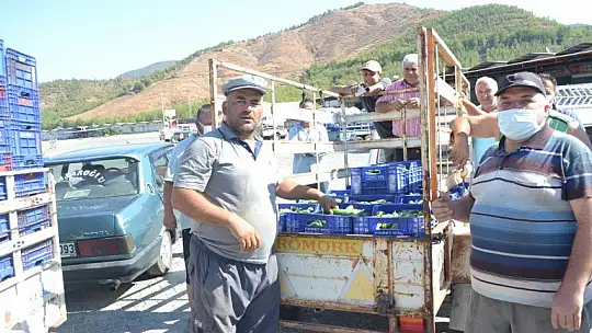 Çiftçi Özer Çakal, 'Çiftçinin emekleri ile bu kadar oynamasınlar'