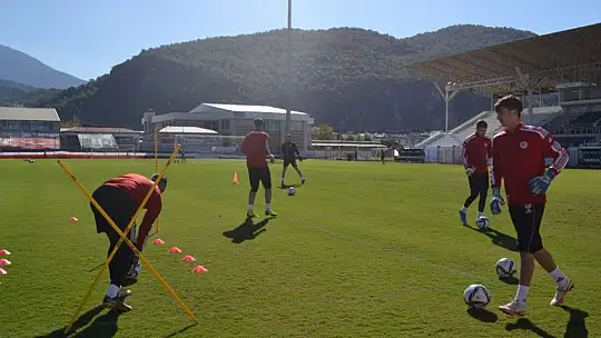 Fethiyespor Karşıyaka Maçına Hazırlanıyor