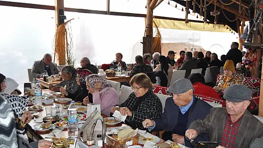 Bağımsız Emekliler Sendikası Üyeleri Bir Araya Geldi