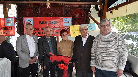 Bağımsız Emekliler Sendikası Üyeleri Bir Araya Geldi