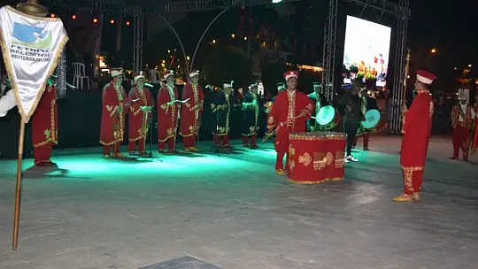 Gazi Aybey, 'Şehitlerimizin, gazilerimizin kanıyla buradayız'