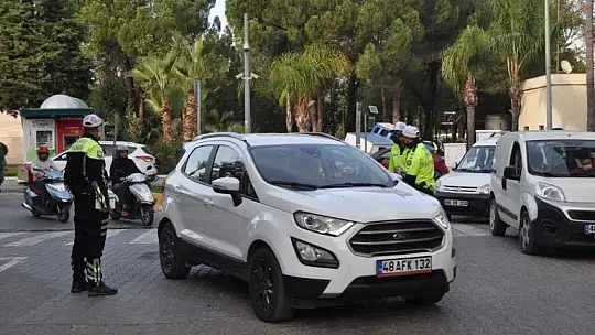 Kaymakam Fırat, 'Emniyet kemeri hayati önem taşıyor'