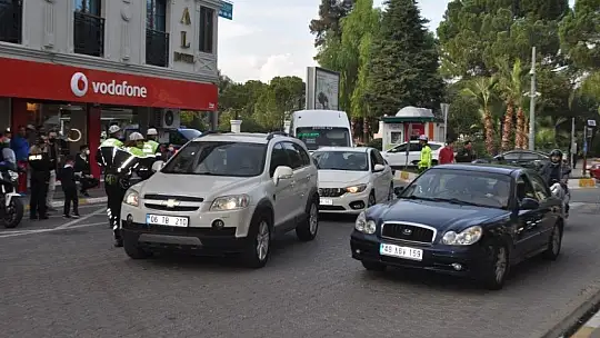 Kaymakam Fırat, 'Emniyet kemeri hayati önem taşıyor'