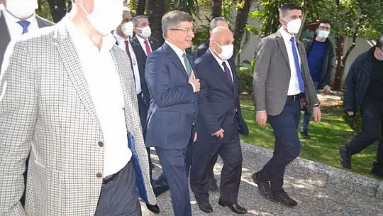 Davutoğlu Başkan Karaca'yı ziyaret etti