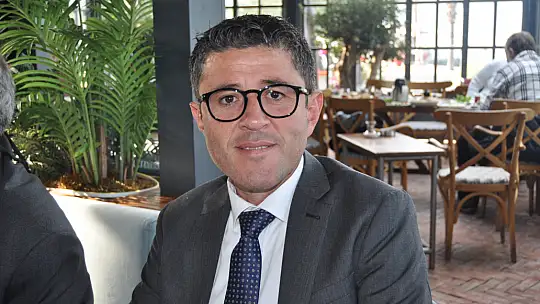 Aday Adayı Kökten Muhtarların Taleplerini Dinledi