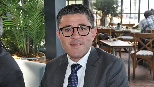 Aday Adayı Kökten Muhtarların Taleplerini Dinledi