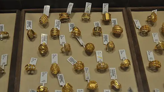 Bankaların Faiz Oranları Vatandaşı Bankaya Yönlendiriyor! Uzmanı Açıkladı