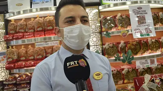 Vatandaşlar yılbaşı için paket paket çerez aldı