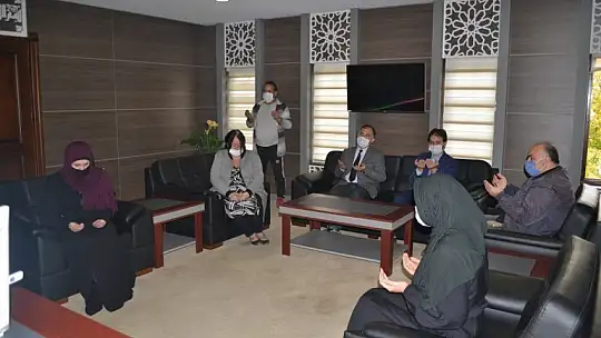 İslam'ı araştırdı ve müslüman oldu