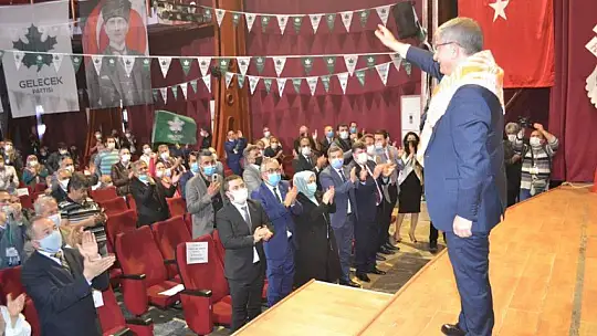 Genel Başkan Davutoğlu Fethiye kongresine katıldı