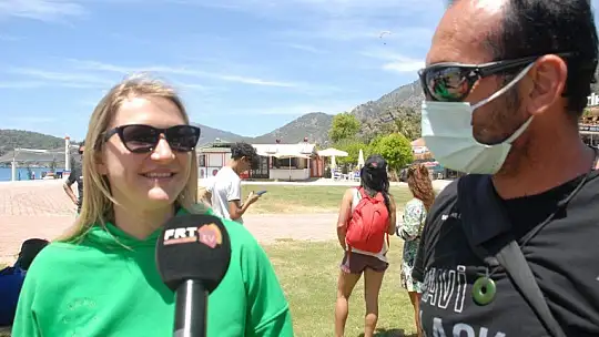 Ukraynalı acenteler paraşüt keyfi yaptı