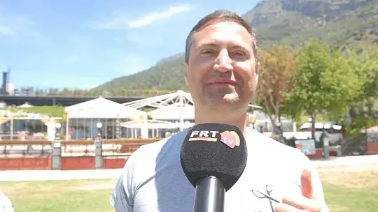 Ukraynalı acenteler paraşüt keyfi yaptı