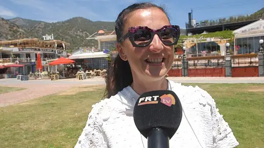 Ukraynalı acenteler paraşüt keyfi yaptı