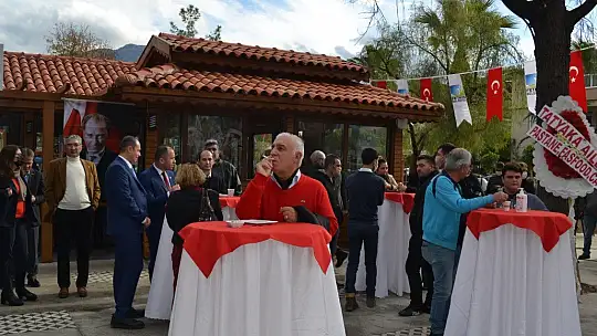Bahriye Üçok Parkı, Halk Evi ve Türkan Saylan Anıtı açıldı