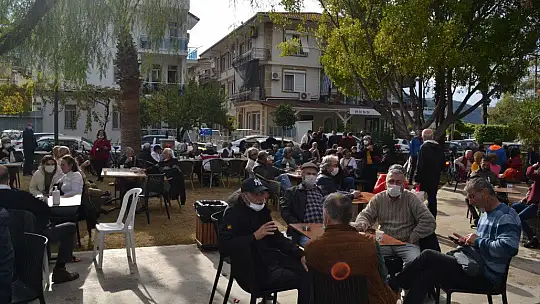 Bahriye Üçok Parkı, Halk Evi ve Türkan Saylan Anıtı açıldı