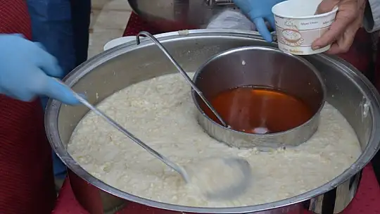 Fethiye Lisesi Mezunları Keşkek Günü'nde Buluştu