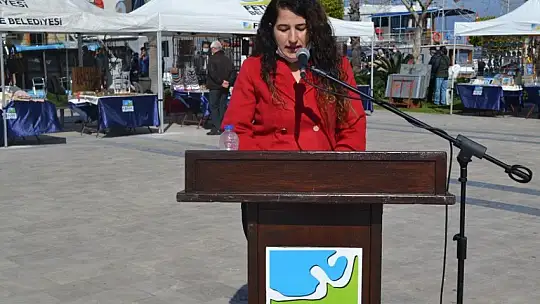 Kadınlar sorunlarını serbest kürsüden aktardı