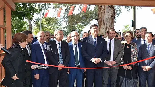 Bahriye Üçok Parkı, Halk Evi ve Türkan Saylan Anıtı açıldı