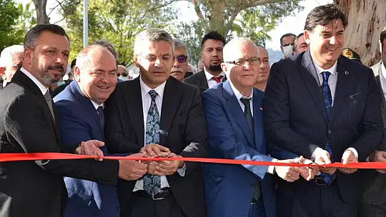 Bahriye Üçok Parkı, Halk Evi ve Türkan Saylan Anıtı açıldı