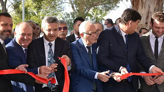 Bahriye Üçok Parkı, Halk Evi ve Türkan Saylan Anıtı açıldı