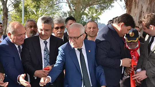 Bahriye Üçok Parkı, Halk Evi ve Türkan Saylan Anıtı açıldı