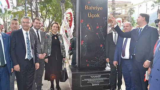 Bahriye Üçok Parkı, Halk Evi ve Türkan Saylan Anıtı açıldı