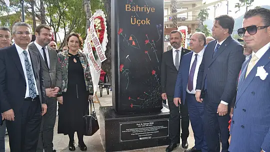 Bahriye Üçok Parkı, Halk Evi ve Türkan Saylan Anıtı açıldı