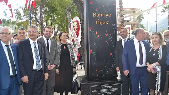 Bahriye Üçok Parkı, Halk Evi ve Türkan Saylan Anıtı açıldı
