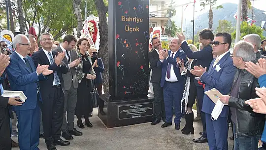 Bahriye Üçok Parkı, Halk Evi ve Türkan Saylan Anıtı açıldı