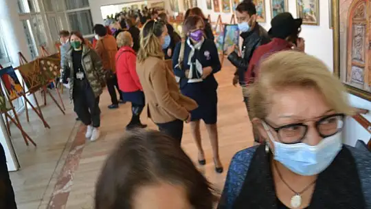 Fethiye Ressamlar Derneği'nden karma resim sergisi